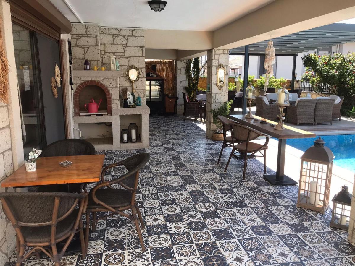 Fizzio Alacati Hotel Екстер'єр фото
