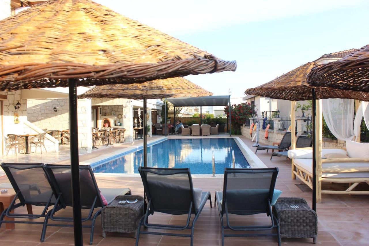 Fizzio Alacati Hotel Екстер'єр фото